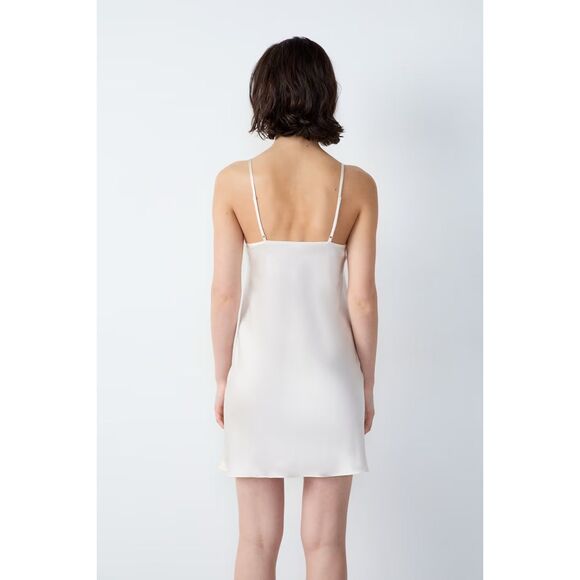 NWT Etam Milky Washable Silk Lace Detail Slip Chemise Nightie in Pearl Size S - Picture 4 of 14